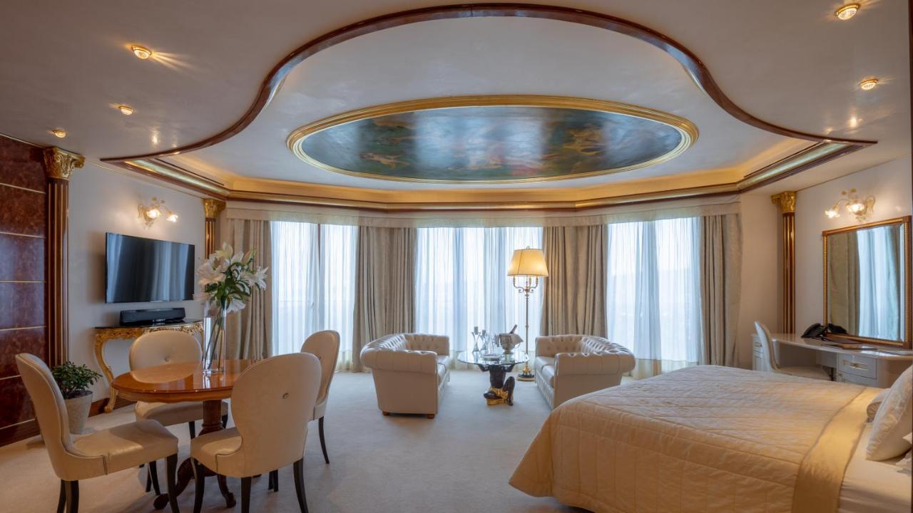 Mulino Luxury Boutique Hotel Buje Luaran gambar